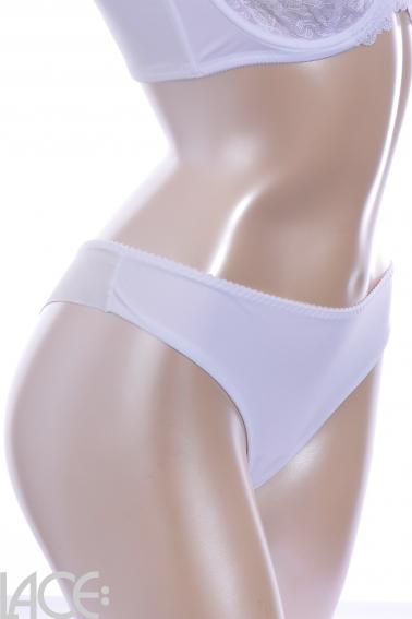 Kris Line - Brasilianischer String - Kris Line 04