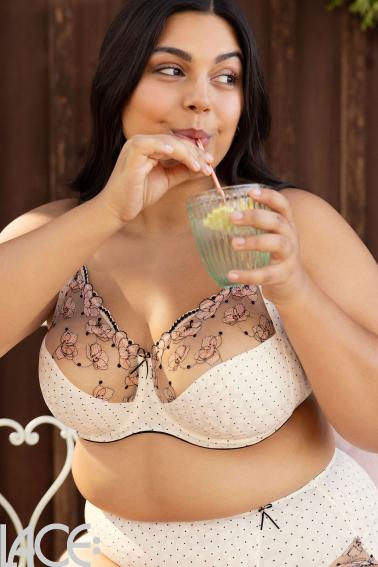 Ulla - Marilyn BH H-L Cup