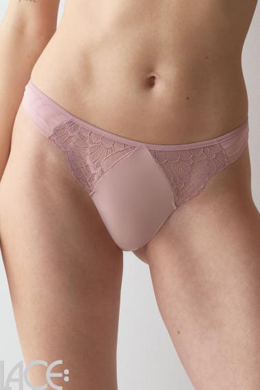 Triumph - Love in Lace String