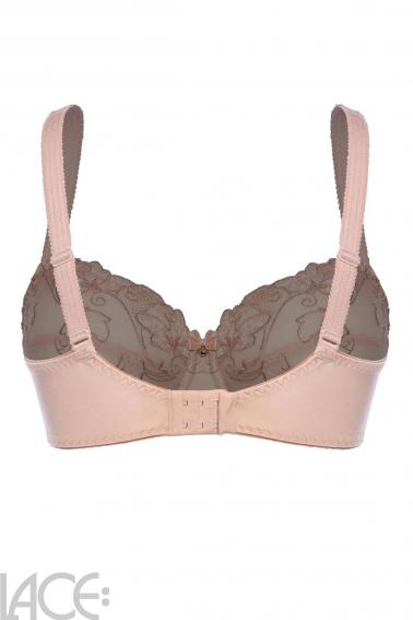 Ulla - Carla BH E-G Cup