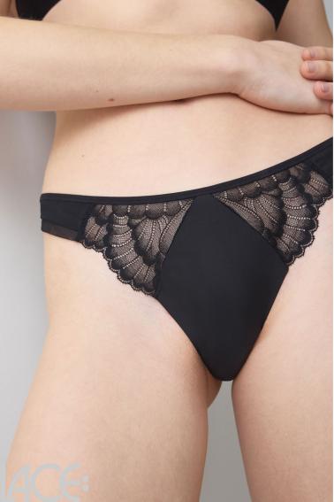 Triumph - Love in Lace String