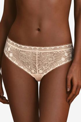 Chantelle - Day to night String