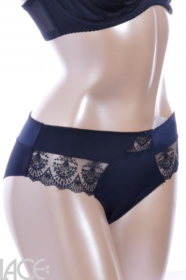 Ava - Rio Slip - Ava 1921