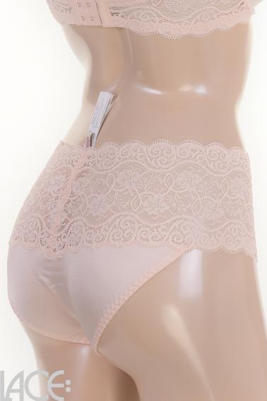 Triumph - Amourette 300 Taillenslip